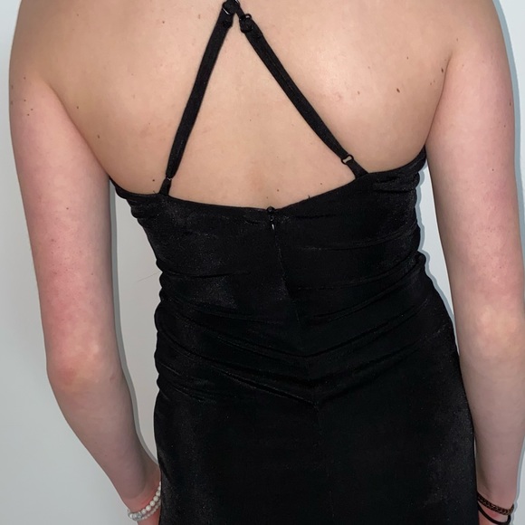 Bershka mini black dress (size small) - perfect condition never worn - Picture 3 of 4